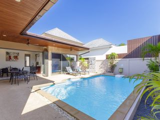 For sale 2 bedrooms villa in Mueang Phuket, Phuket