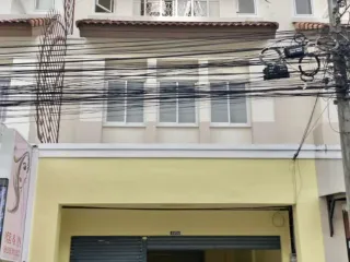 出租 4 卧室 联排别墅 在 Phuket Town, 普吉