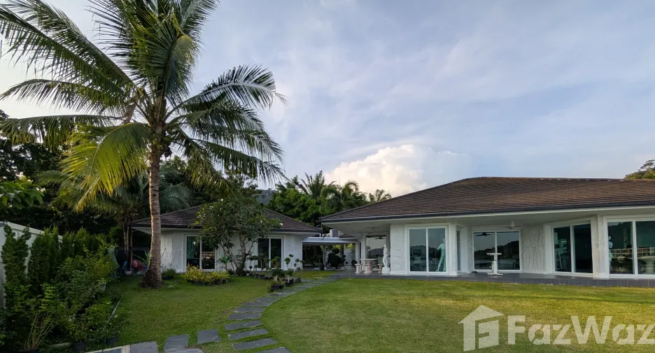À vendre et à louer 4 chambres villa à Kathu, Phuket