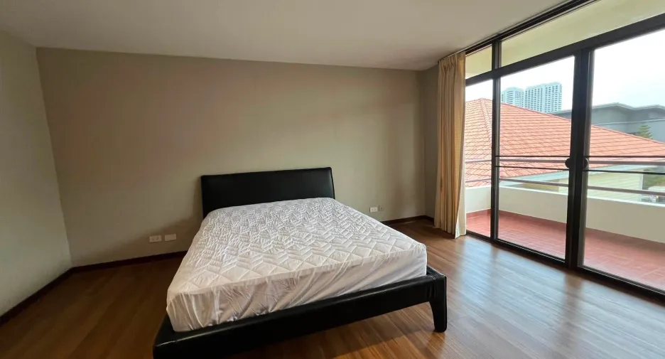 出售 和 出租 4 卧室 独立屋 在 Suan Luang, 曼谷