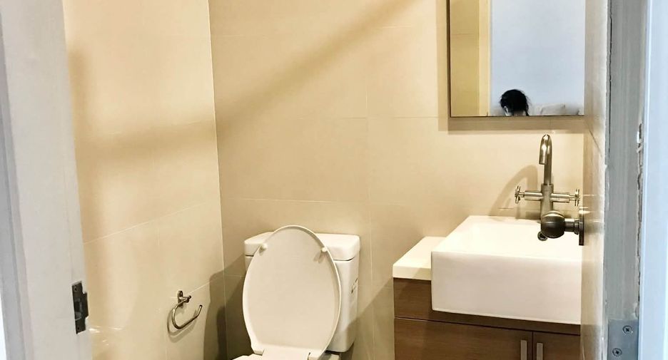 For rent 1 Beds condo in Khlong San, Bangkok
