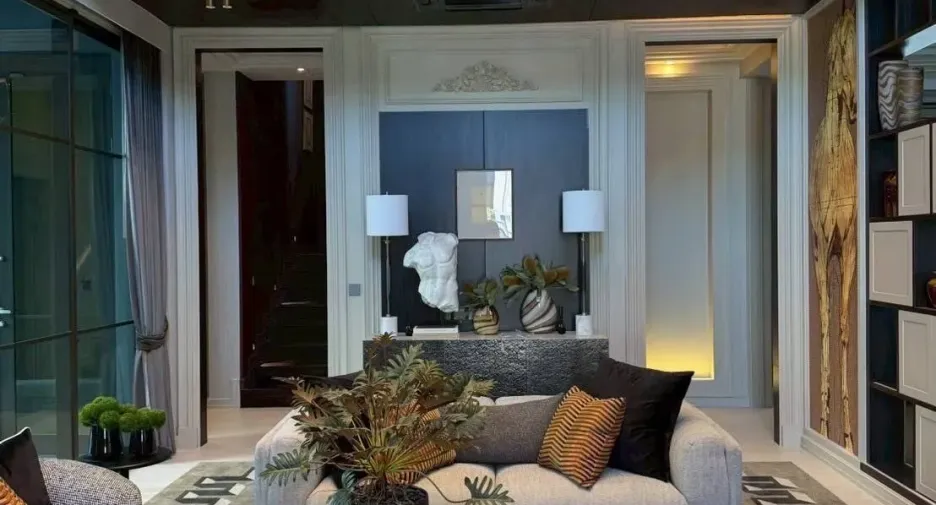 For rent 5 ベッドルーム house in Suan Luang, Bangkok