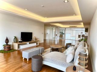 Condo en venta de 4 habitaciones en Watthana, Bangkok