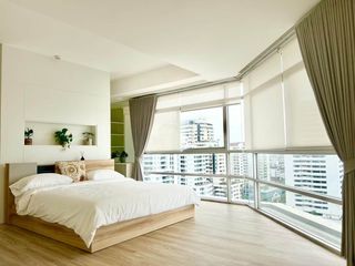 Condo en venta de 4 habitaciones en Watthana, Bangkok