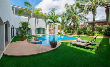 Casa en alquiler de 6 habitaciones en Bang Lamung, Chonburi