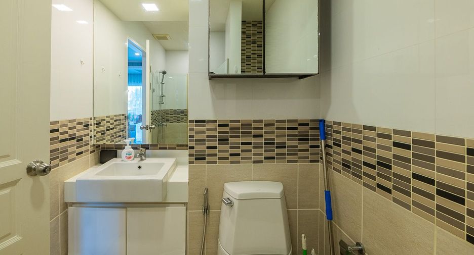 For sale 1 bed condo in Bang Lamung, Chonburi