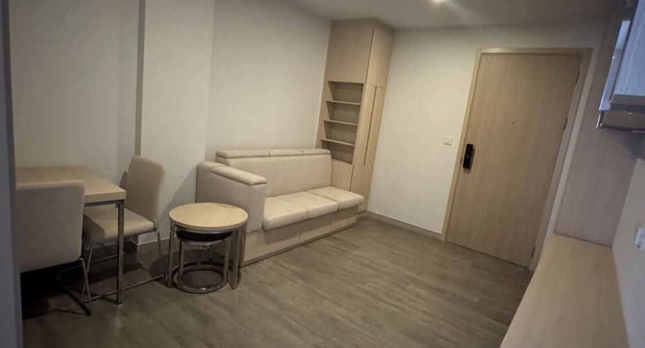À louer 1 chambre condo à Yan Nawa, Bangkok