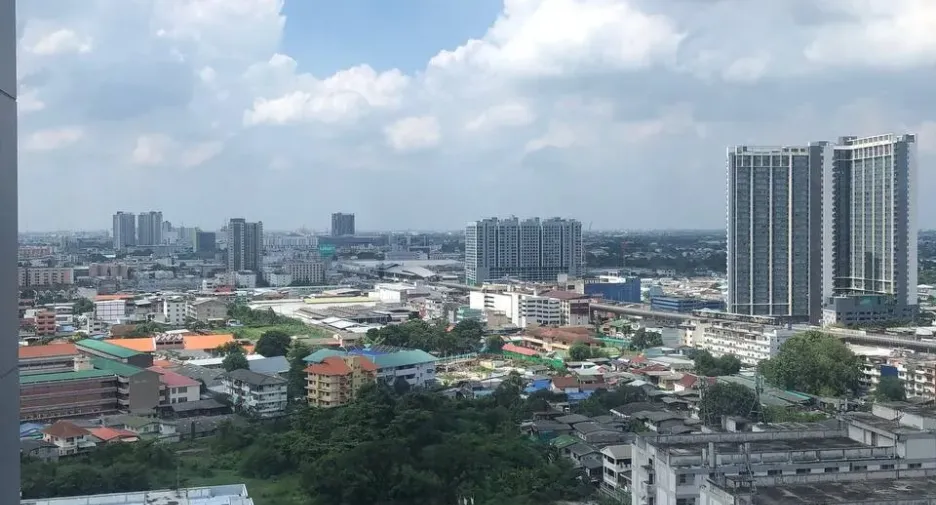 Condo en alquiler de estudio en Phasi Charoen, Bangkok
