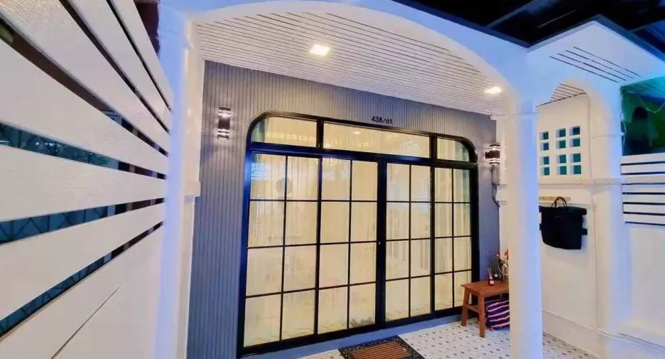 For sale 3 bedrooms townhouse in Bang Lamung, Chonburi