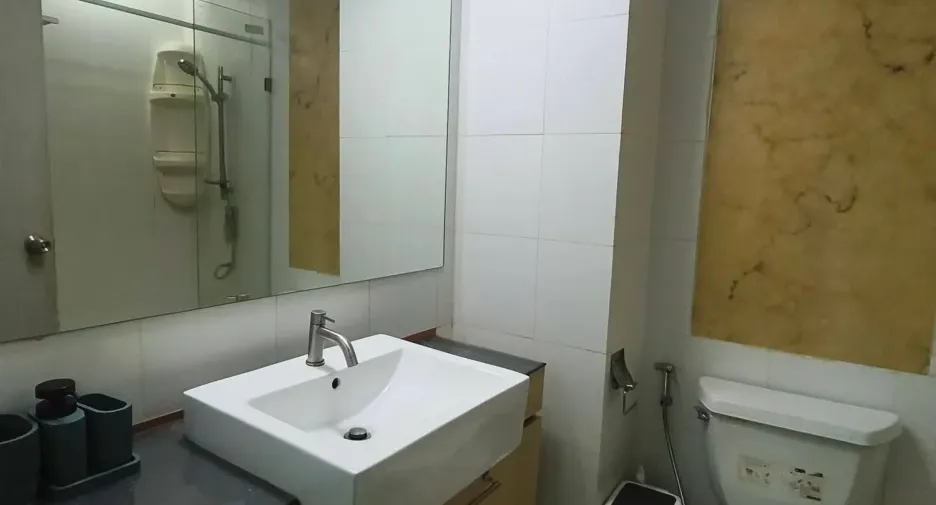 For rent and for sale 2 bedrooms condo in Jomtien, Pattaya