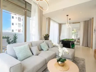 出租 3 卧室 独立屋 在 Bang Lamung, Chon Buri