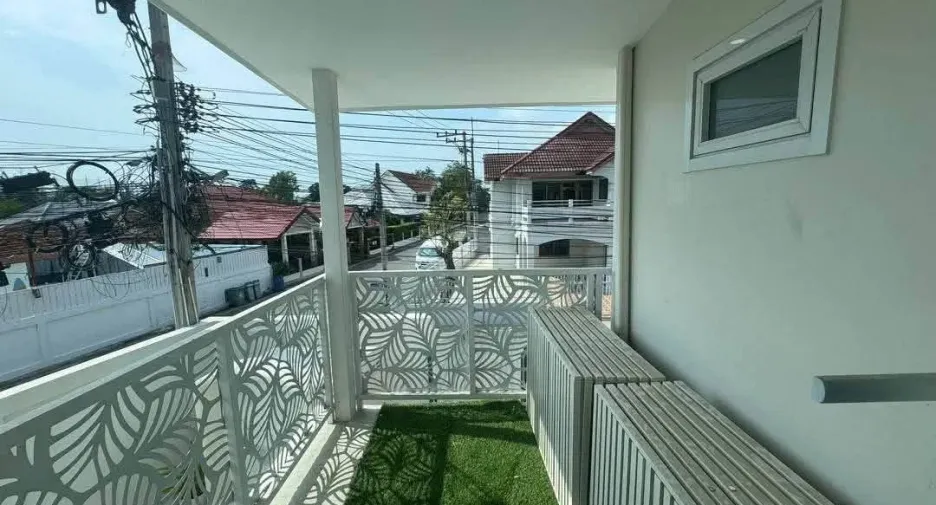 For rent 4 bedrooms house in Bang Lamung, Chonburi