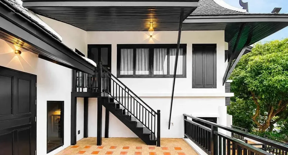 出租 4 卧室 独立屋 在 Sattahip, Chon Buri