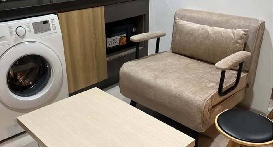 For sale 1 Beds condo in Huai Khwang, Bangkok