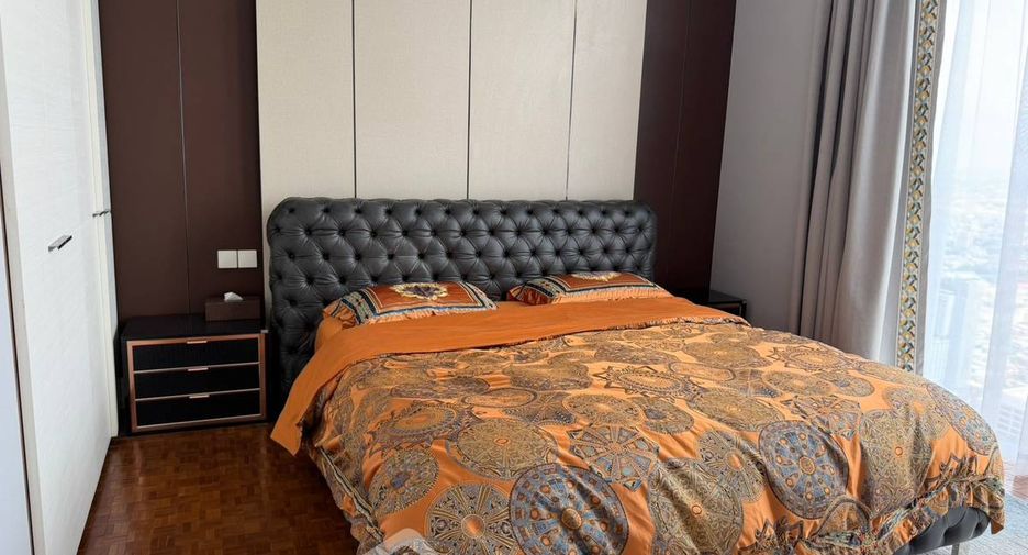 Condo en venta de 3 habitaciones en Sathon, Bangkok
