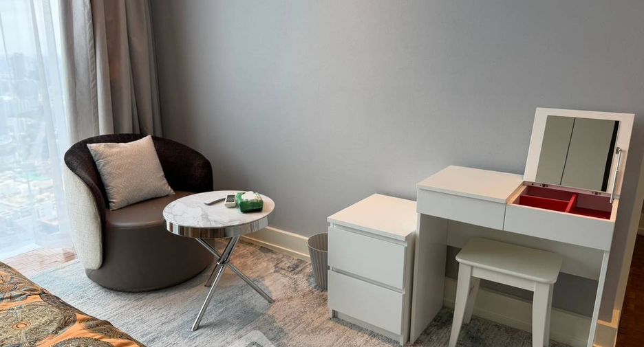 Condo en venta de 3 habitaciones en Sathon, Bangkok
