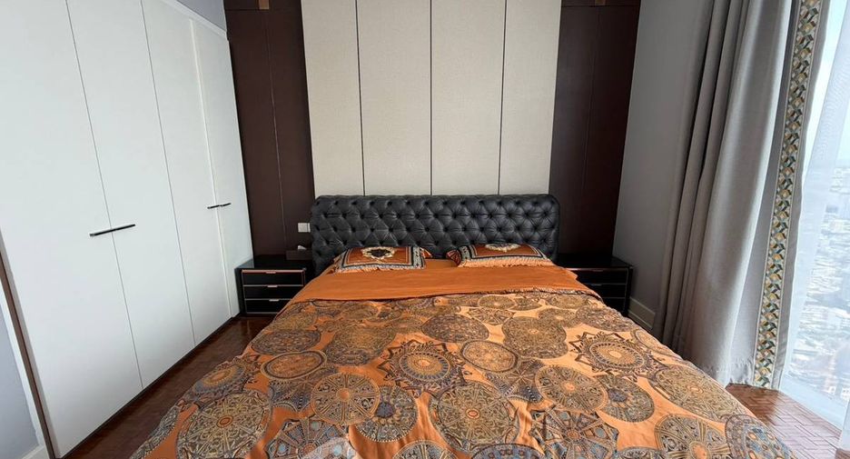 Condo en venta de 3 habitaciones en Sathon, Bangkok