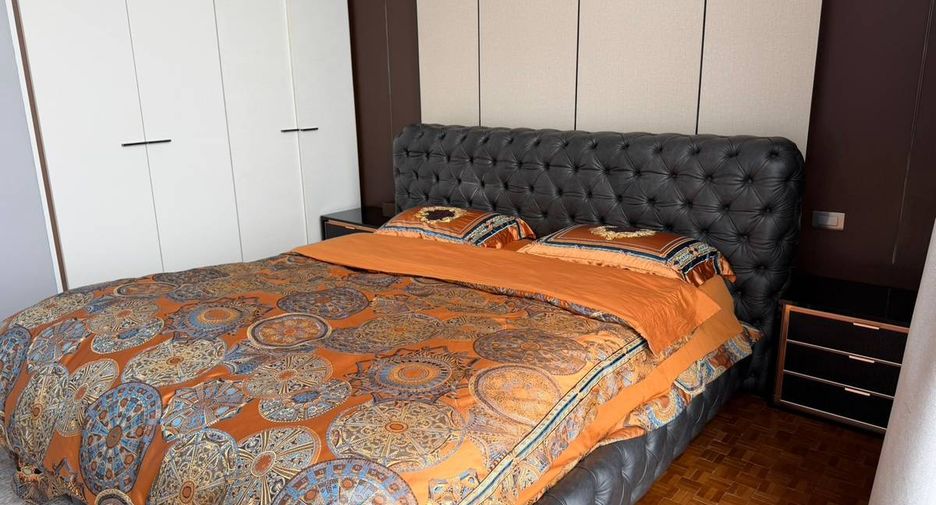Condo en venta de 3 habitaciones en Sathon, Bangkok