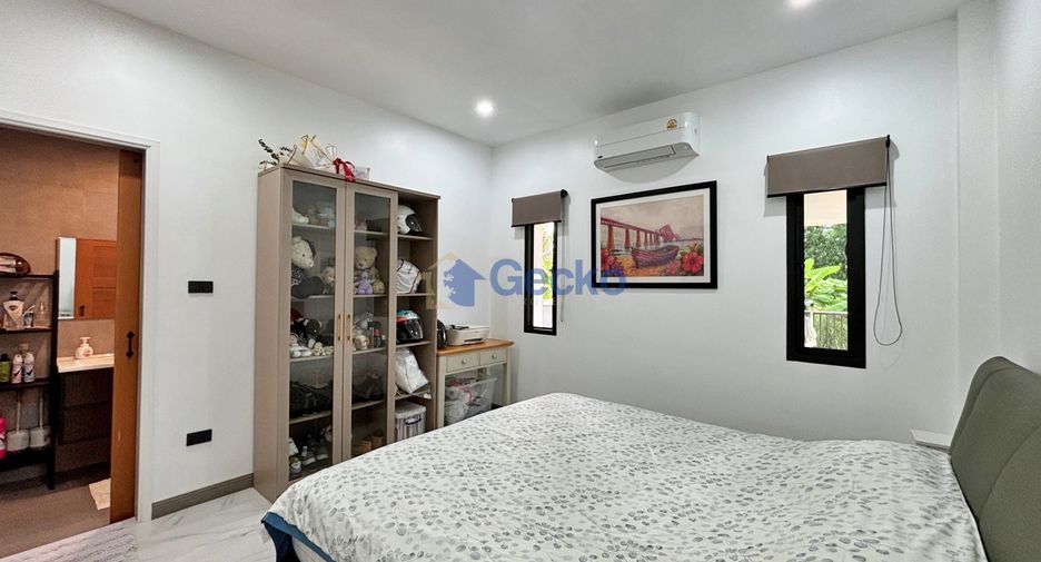 For sale 4 bedrooms house in Bang Lamung, Chonburi