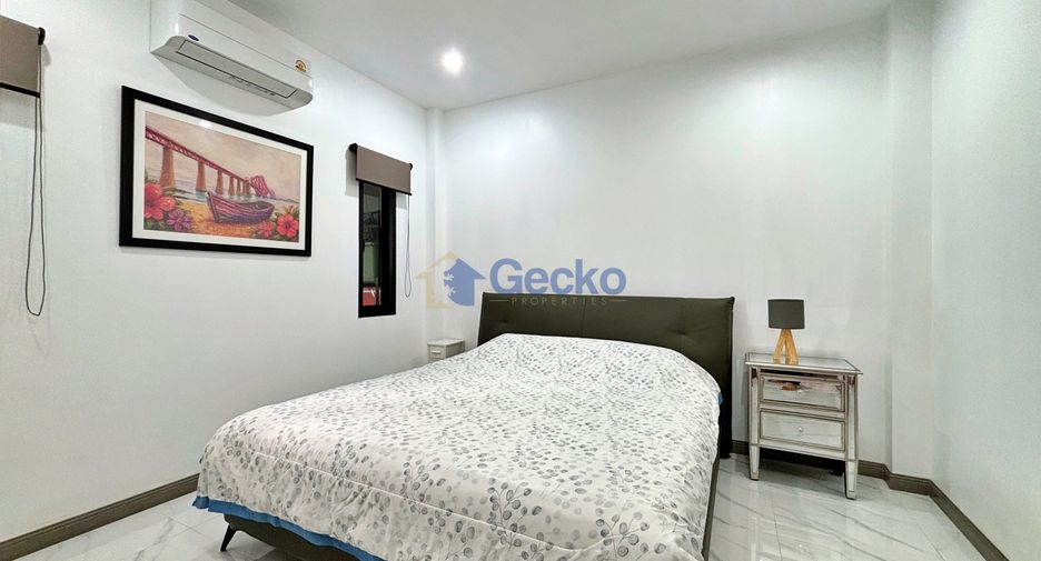 For sale 4 bedrooms house in Bang Lamung, Chonburi