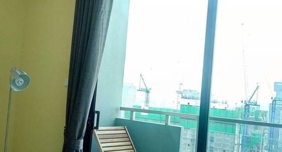 For rent 1 bed condo in Watthana, Bangkok