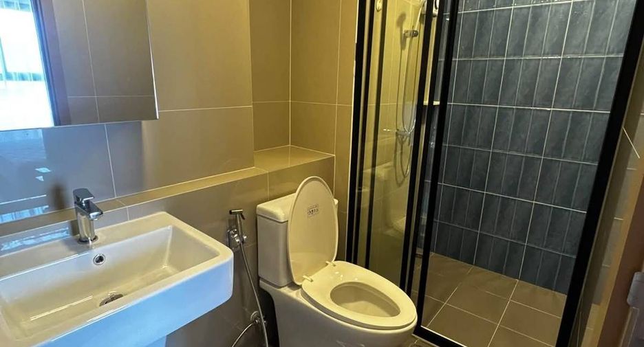 Condo en alquiler de 2 habitaciones en Watthana, Bangkok
