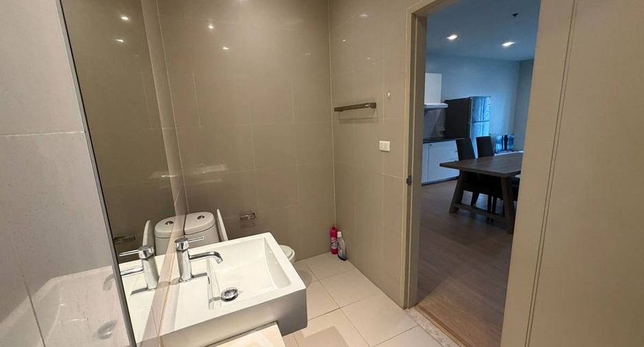 Condo en alquiler de 2 habitaciones en Khlong Toei, Bangkok
