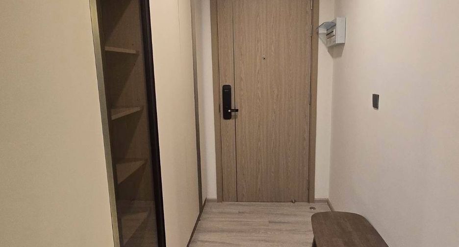 À louer 2 chambres condo à Huai Khwang, Bangkok