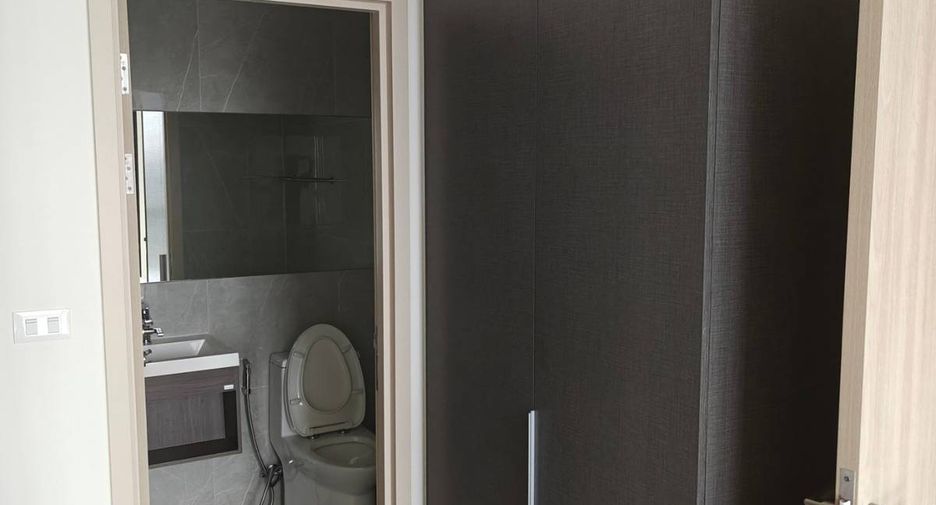 For rent 1 bed condo in Huai Khwang, Bangkok