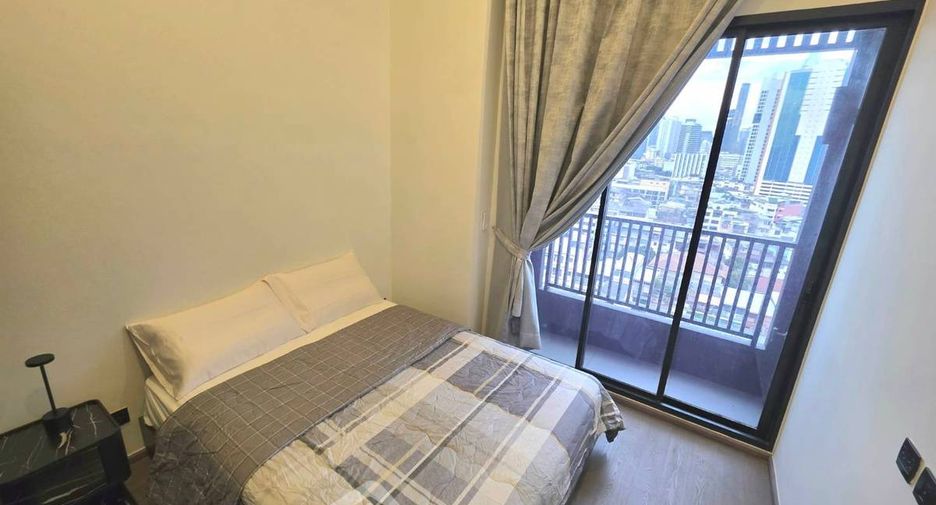For rent 2 bedrooms condo in Bang Rak, Bangkok