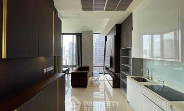 For rent 2 bedrooms condo in Bang Rak, Bangkok
