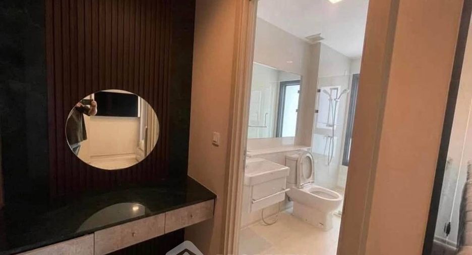 Wohnung zur Miete mit 2 Zimmer in Pathum Wan, Bangkok