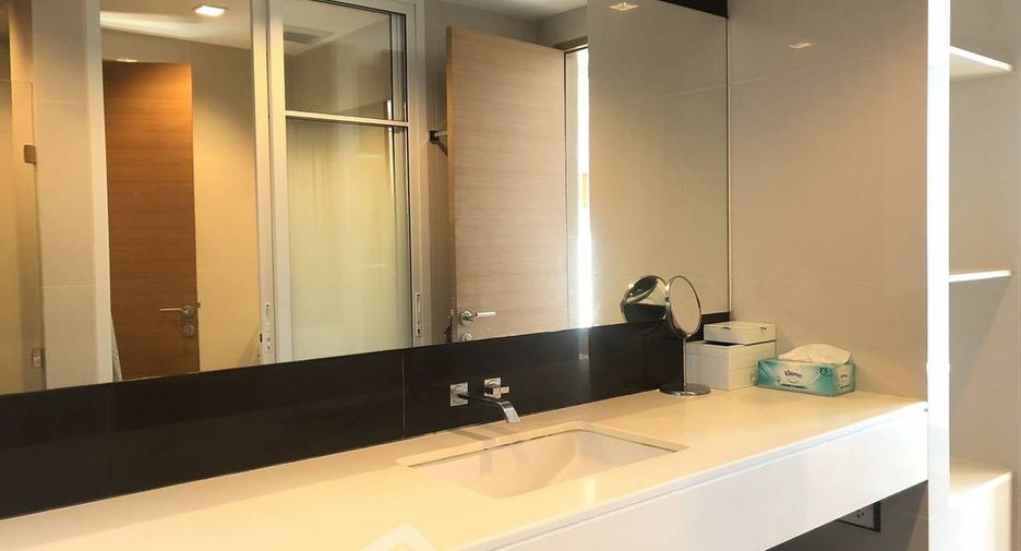 For rent 1 bed condo in Huai Khwang, Bangkok