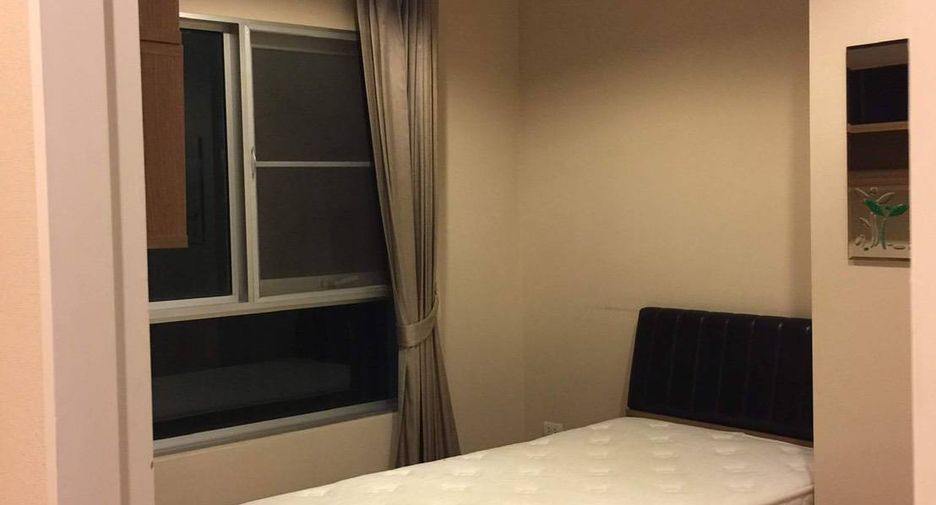 Wohnung zur Miete mit 3 Zimmer in Huai Khwang, Bangkok