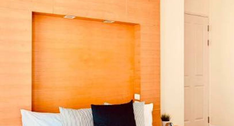 For rent 1 bed condo in Watthana, Bangkok