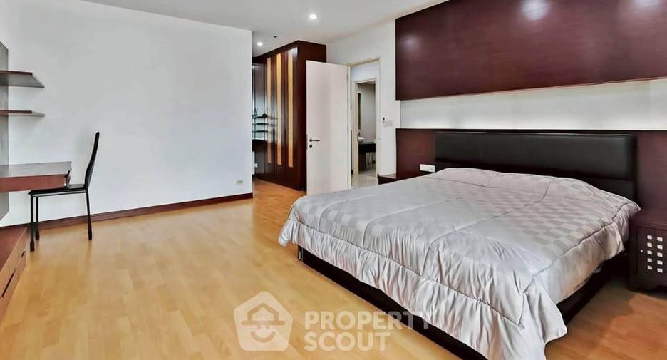 À louer 2 chambres condo à Khlong Toei, Bangkok