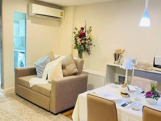 Condo en alquiler de 2 habitaciones en Phra Khanong, Bangkok