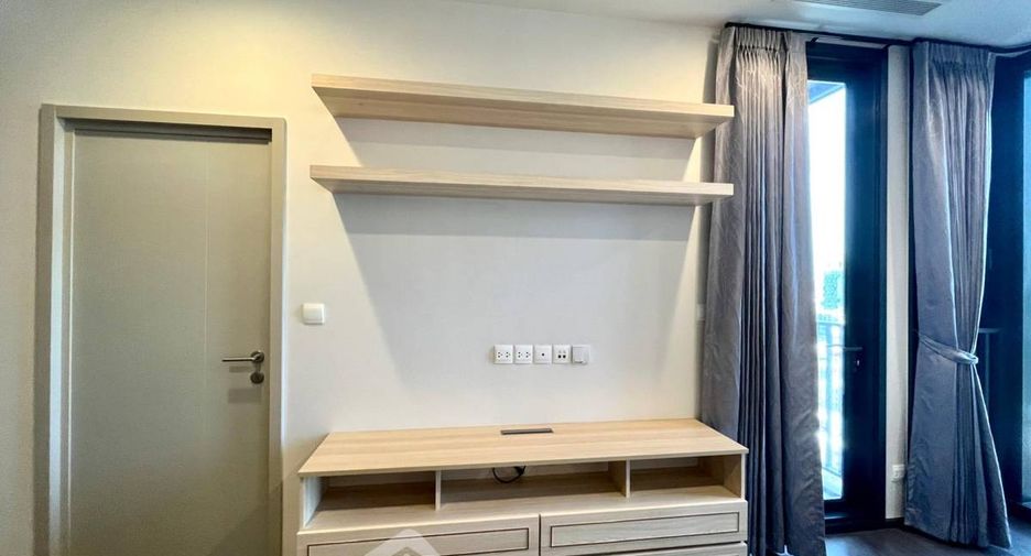 Condo en alquiler de 1 habitaciones en Khlong Toei, Bangkok