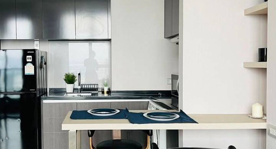 For rent 1 bed condo in Khlong Toei, Bangkok