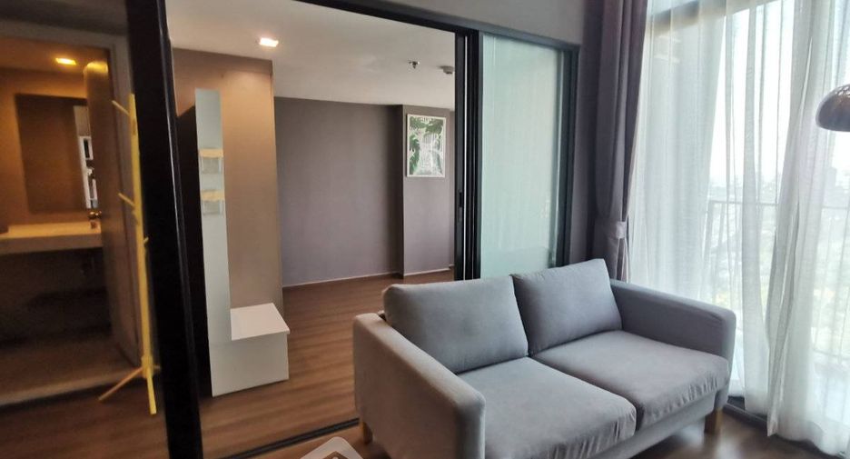 For rent 2 bedrooms condo in Bang Kapi, Bangkok