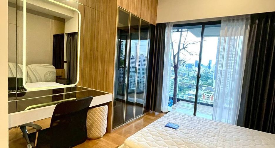 For rent 1 bed condo in Watthana, Bangkok