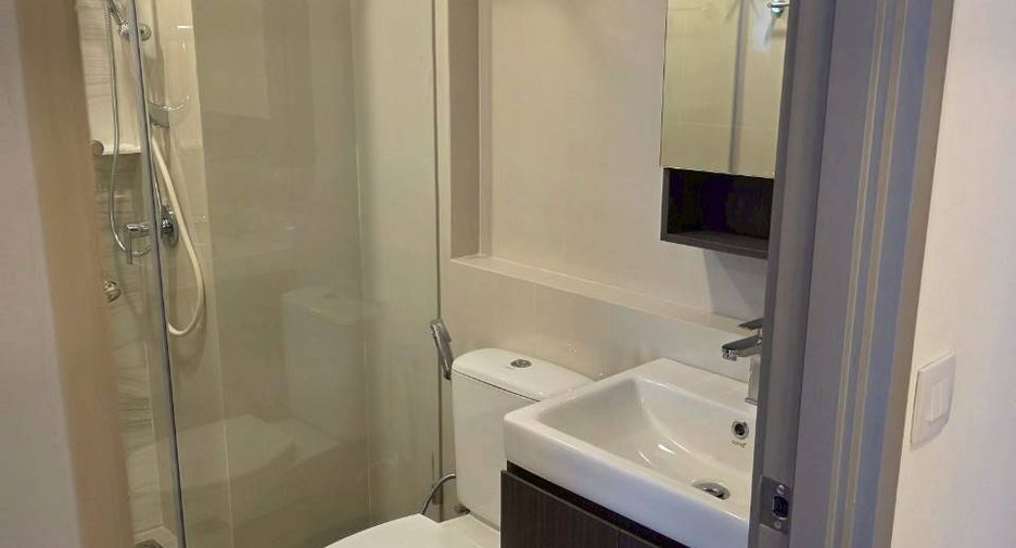 For rent 1 Beds condo in Phra Khanong, Bangkok