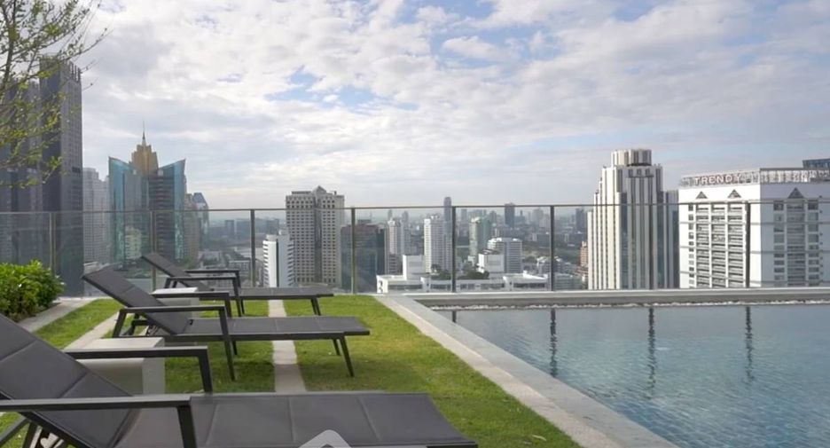 For rent 1 bed condo in Watthana, Bangkok