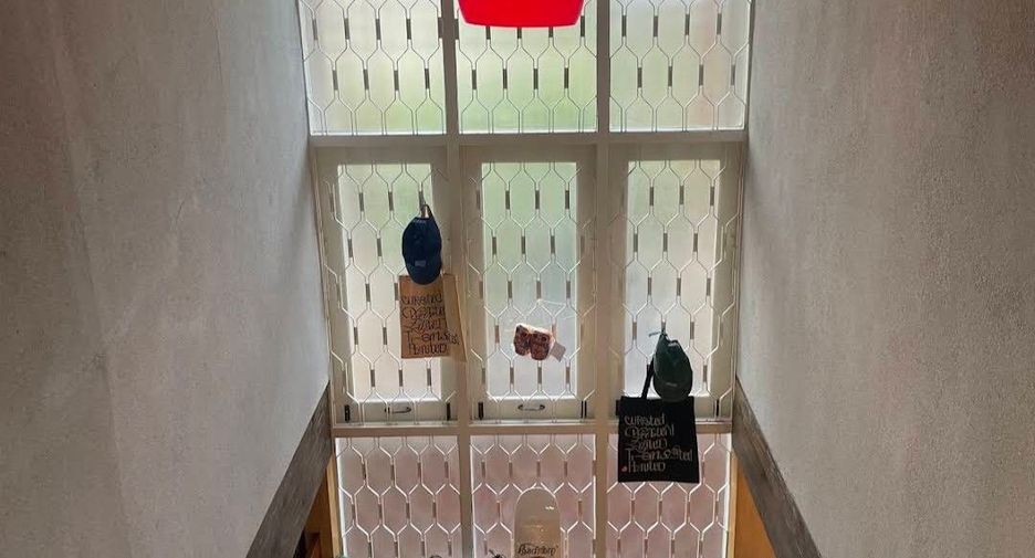 出售 和 出租 1 卧室 独立屋 在 Watthana, 曼谷