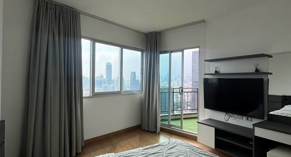 Condo en alquiler de 2 habitaciones en Watthana, Bangkok