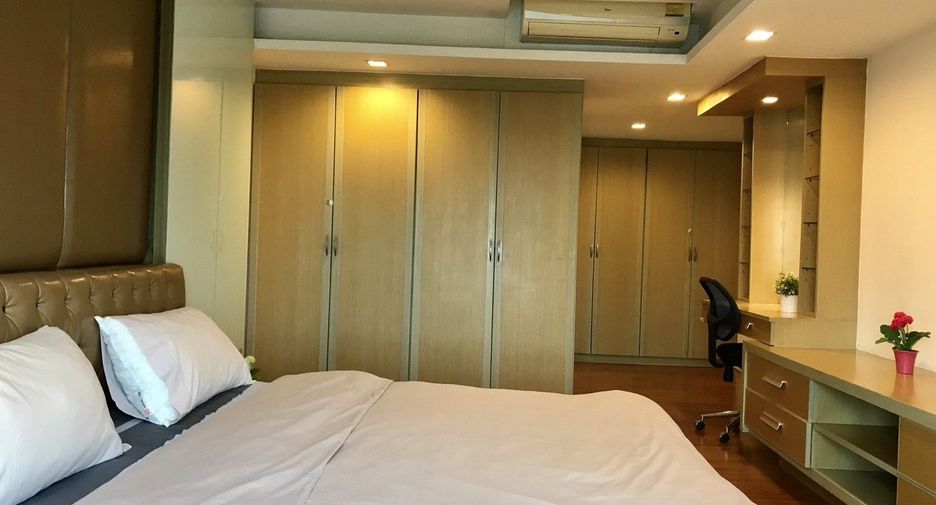 For rent 3 ベッドルーム condo in Watthana, Bangkok