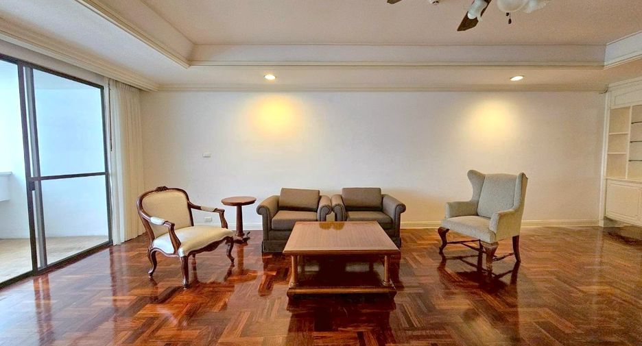 Wohnung zur Miete mit 3 Zimmer in Khlong Toei, Bangkok