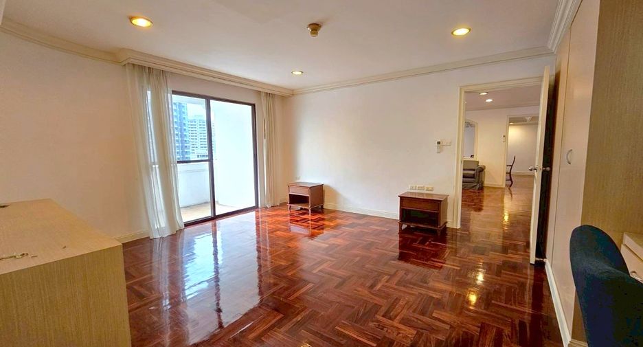 Wohnung zur Miete mit 3 Zimmer in Khlong Toei, Bangkok