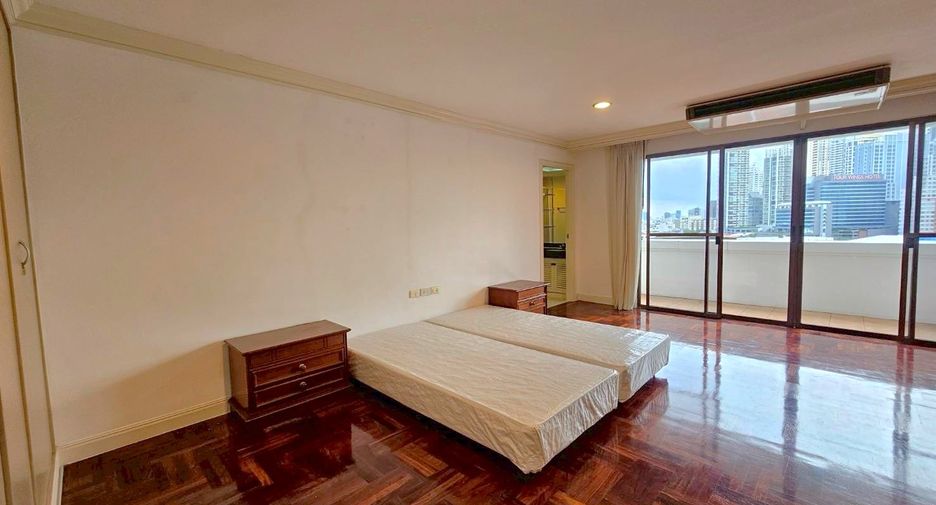 Wohnung zur Miete mit 3 Zimmer in Khlong Toei, Bangkok