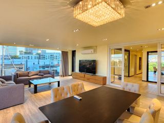 For rent and for sale 2 bedrooms condo in Watthana, Bangkok